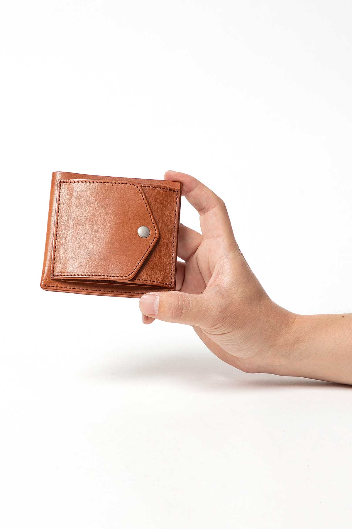COMPACT WALLET OILED COW LEATHER | hobo